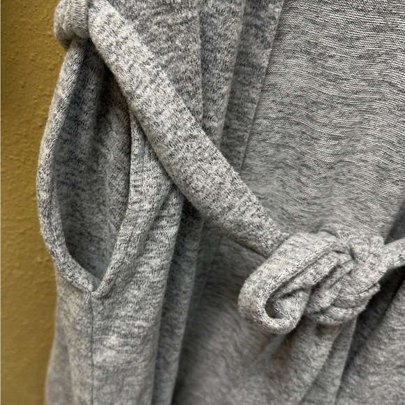 UGG Monrose Rope , Gray Women's Heather size S ID#1125199 - Picture 6 of 10